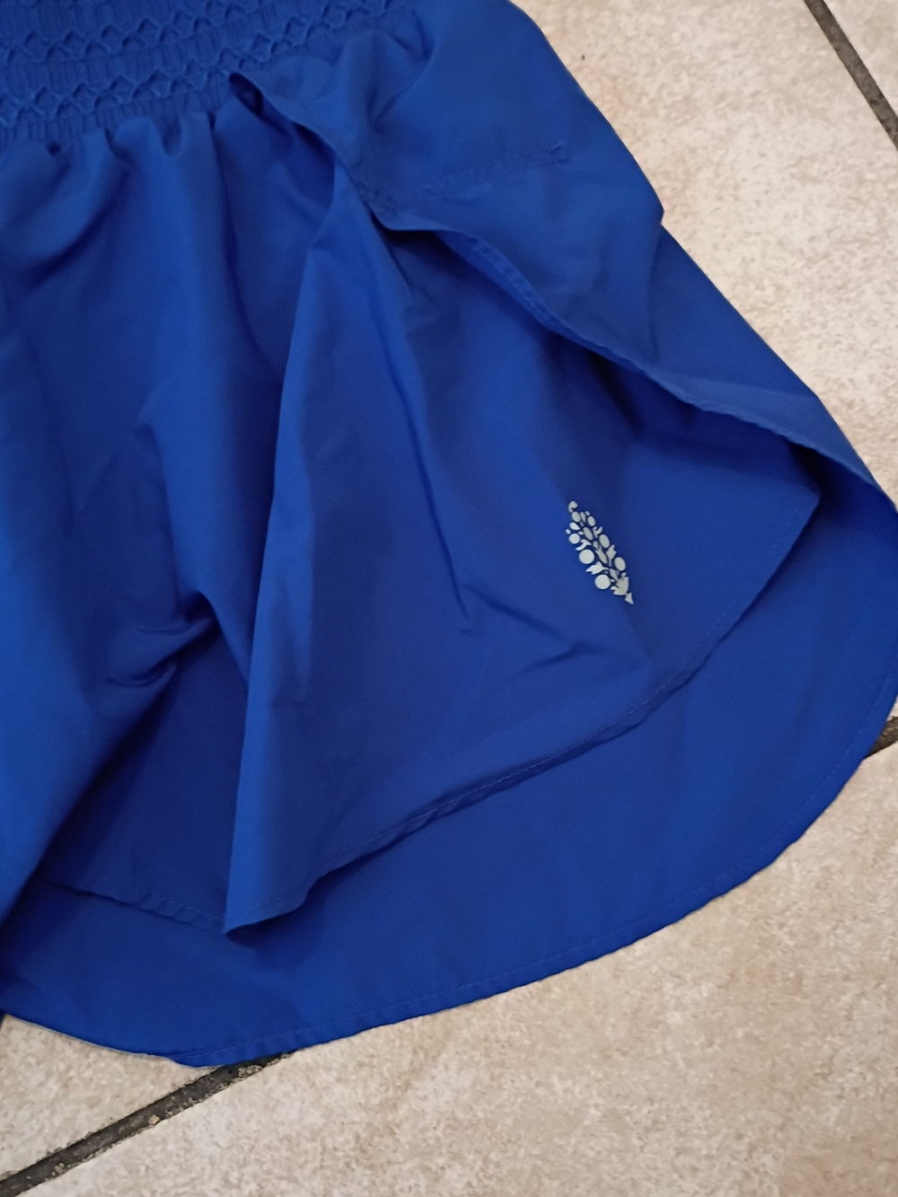 Element Shorts - Picture 2 of 5